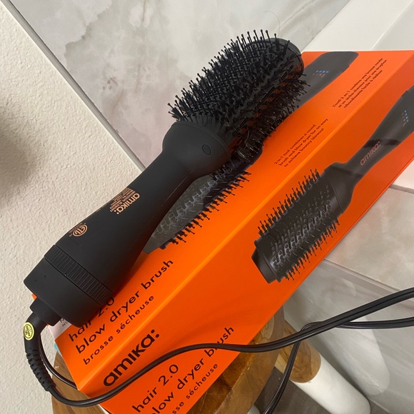 Brand New Anika Hair Dry brush. - Picture 1 of 3